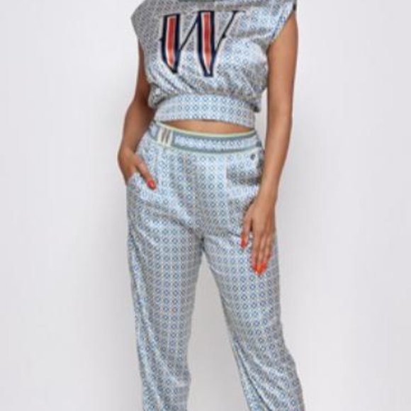Pants - Women's TWO Piece W Satin Style Set